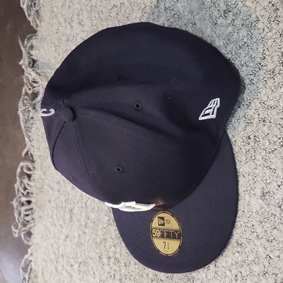 New Era Baseball Hat - Picture 5 of 12